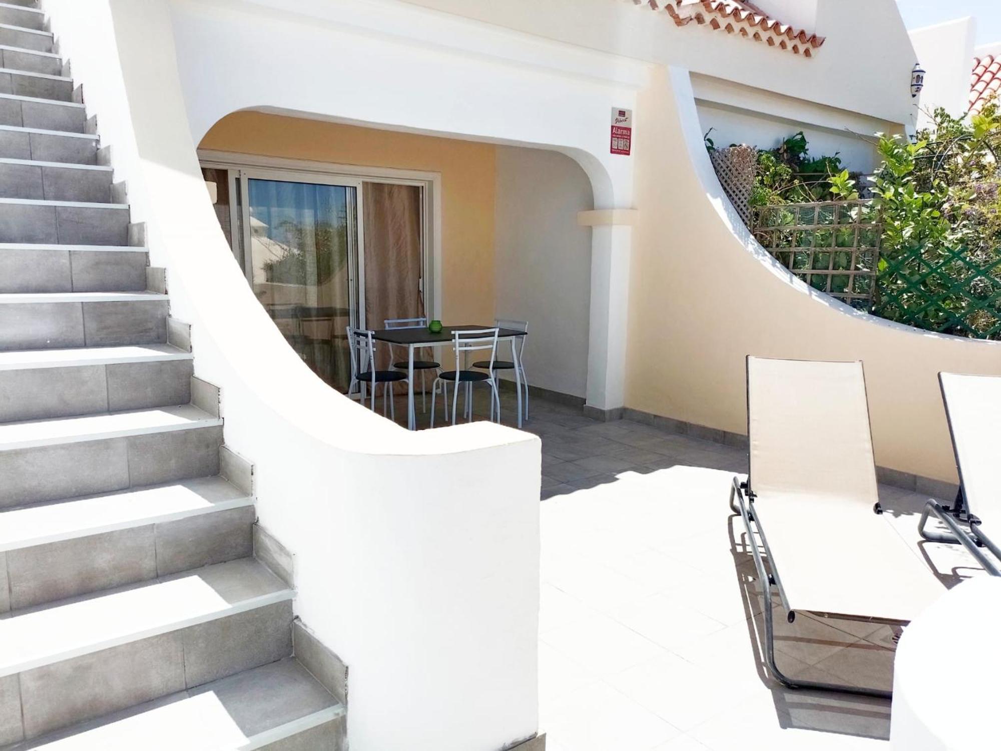 Casa Paula - Hermoso Bungalow Сан Мигел де Абона Екстериор снимка